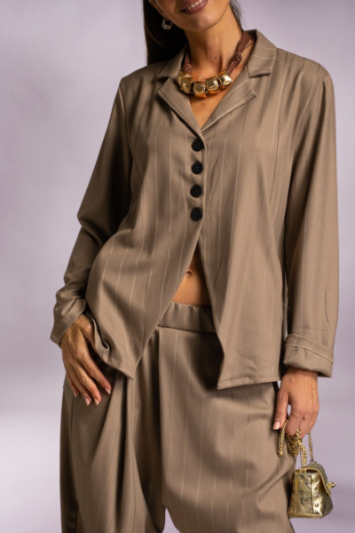 beige summery blazer Faya Boutique Jordan