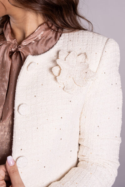 beige elegant blazer Faya Boutique Jordan